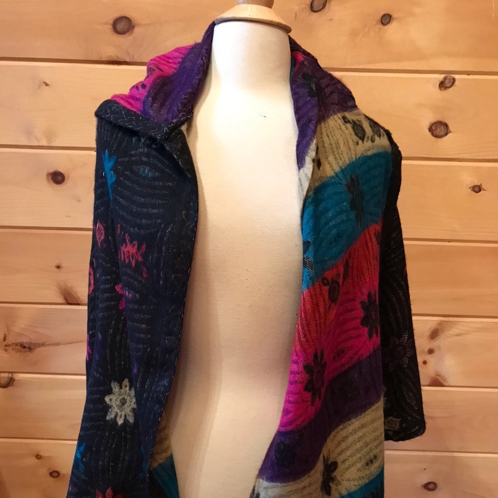 The Pyramid Collection jacket, OS, NWOT